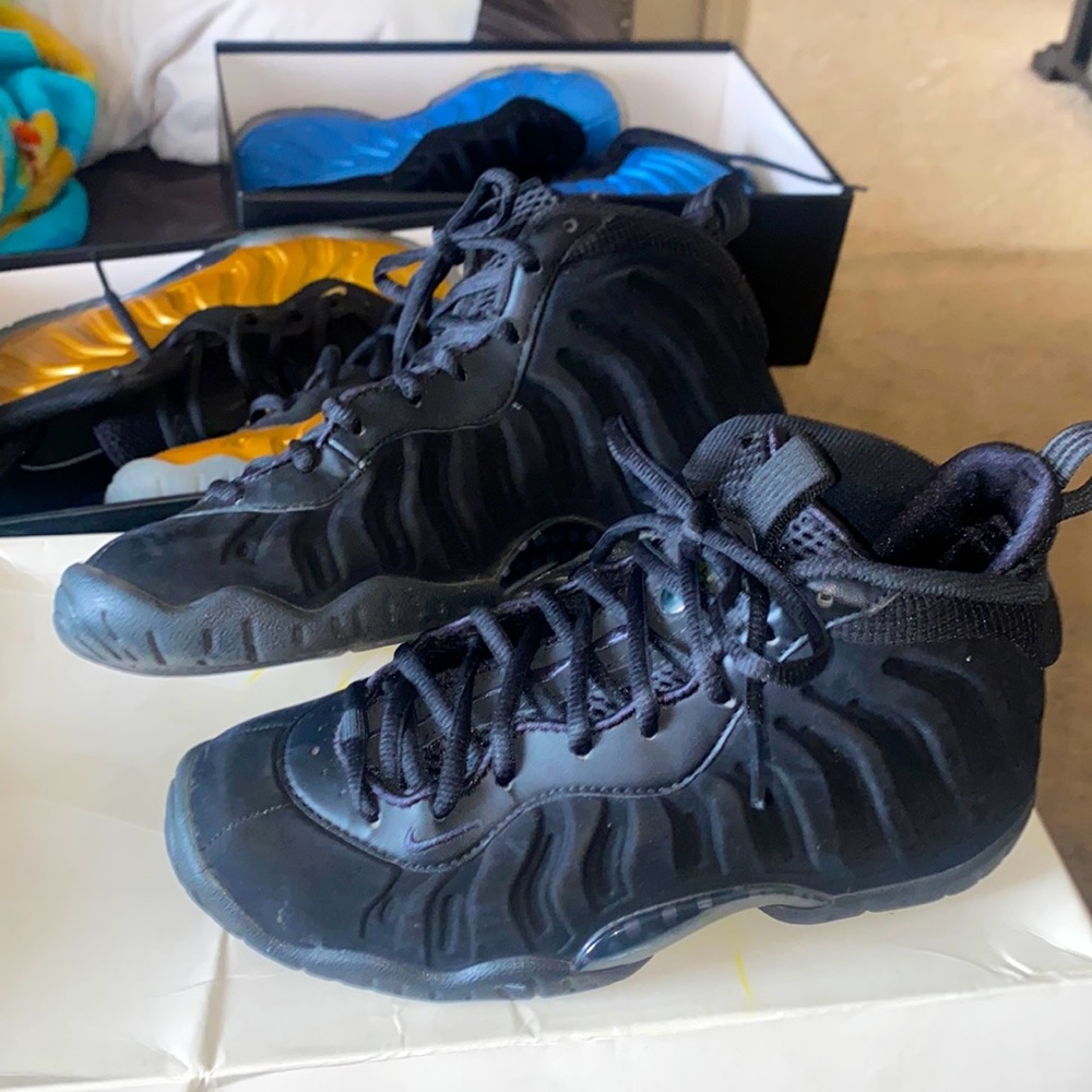 All black Nike little posite one GS